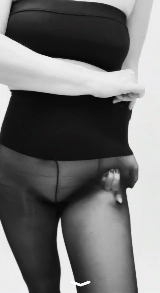 2 pairs of black tights