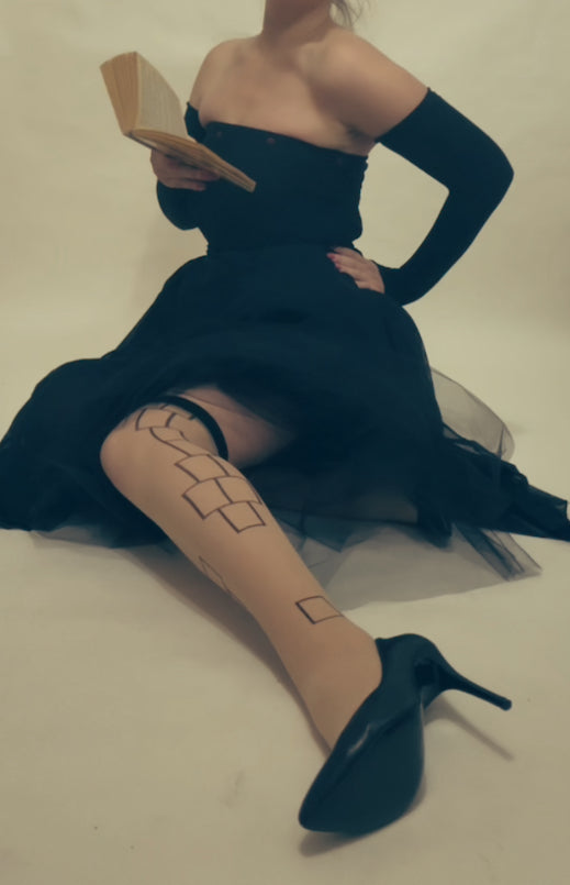 new minimalist stay ups