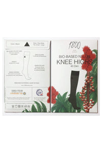 Svarta knästrumpor i biobaserad nylon. Black knee highs in biobased nylon, 40 denier.  Bio based nylon from castor plants.